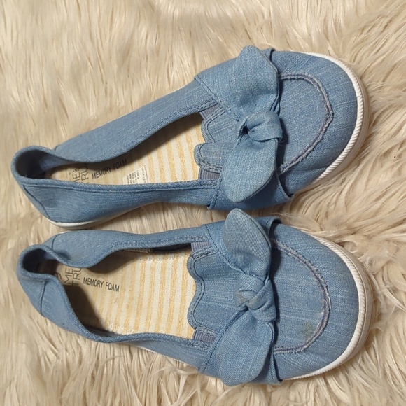 Time and Tru Shoes - Time and Tru denim slipon shoes size 9